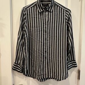 Banana Republic Black and White Button Down Shirt